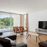 Guestready - Exquisite W/ Pool & Parking Gæstehus 3*