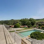 Guestready - Exquisite W/ Pool & Parking Gæstehus Alenquer