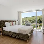 Guestready - Exquisite W/ Pool & Parking Gæstehus Alenquer