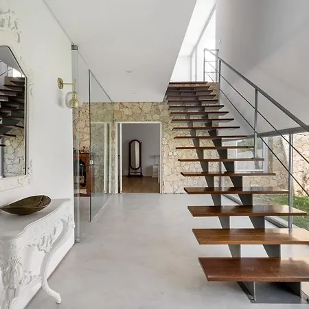 Guestready - Exquisite Villa W/ Pool & Parking Вилла Аленкер