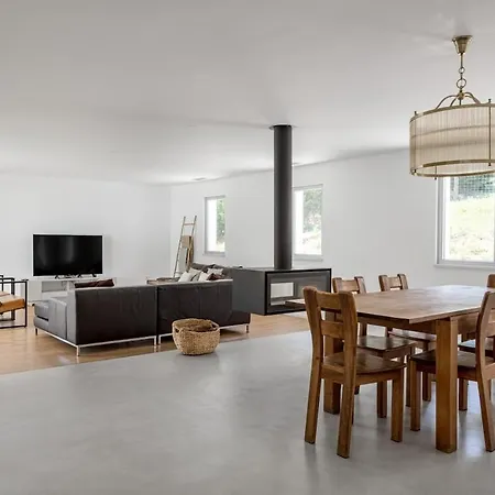 Guestready - Exquisite W/ Pool & Parking Alenquer