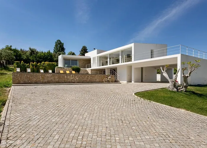 Guestready - Exquisite W/ Pool & Parking 4* Alenquer