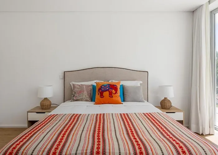 Guestready - Exquisite W/ Pool & Parking 4* Alenquer