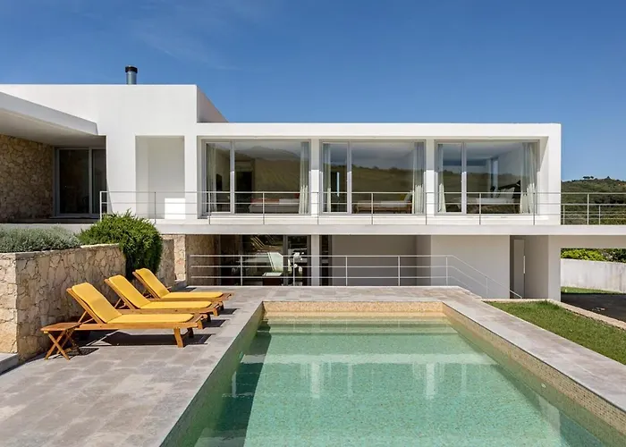 Πανσιόν Guestready - Exquisite W/ Pool & Parking 4*