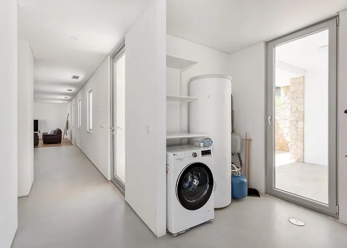 Guestready - Exquisite W/ Pool & Parking Πανσιόν