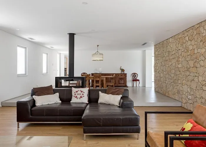 Guestready - Exquisite W/ Pool & Parking Πανσιόν Alenquer