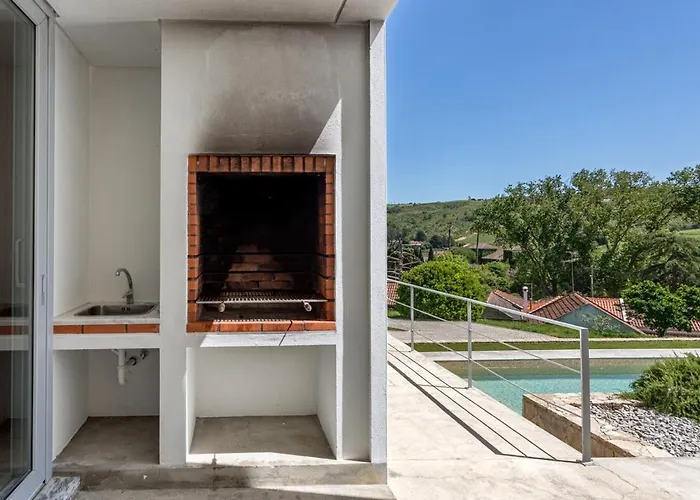 Guestready - Exquisite W/ Pool & Parking Pensión Alenquer