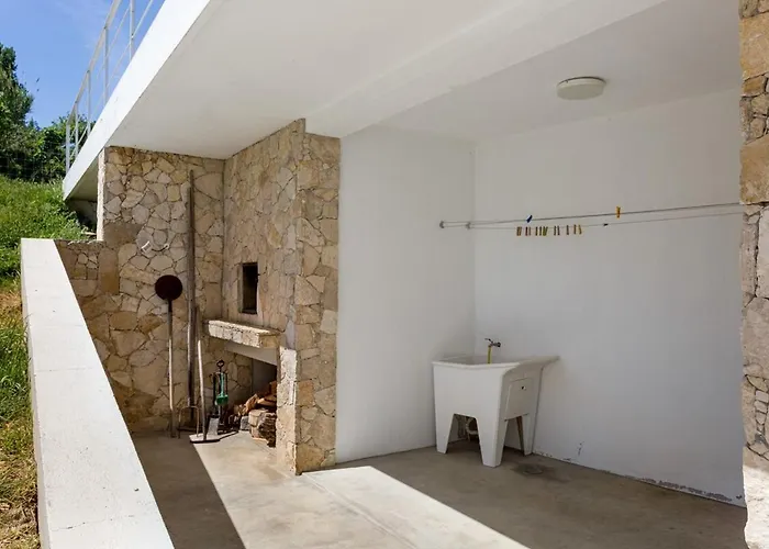 Guestready - Exquisite W/ Pool & Parking 4*