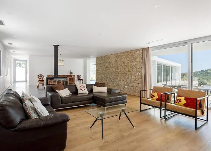 Πανσιόν Guestready - Exquisite W/ Pool & Parking Alenquer